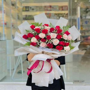 Bó hoa tươi chúc mừng TH28