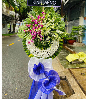 Vòng hoa viếng 250026