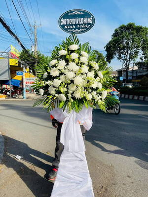 Vòng hoa viếng 250045