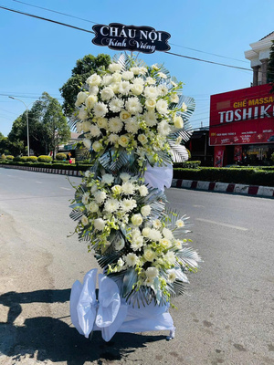 Vòng hoa viếng 250050