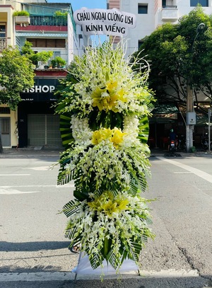 Vòng hoa viếng 25005