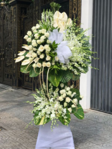 Vòng hoa viếng 250013