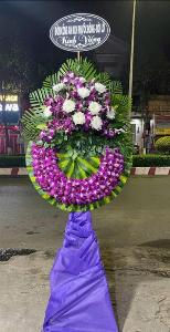 Vòng hoa viếng 250043