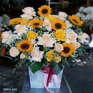 Giỏ hoa tươi chúc mừng TH021