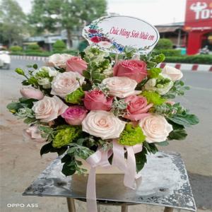 Giỏ hoa tươi chúc mừng TH026