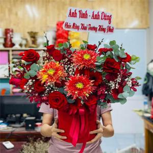 Giỏ hoa tươi chúc mừng TH041
