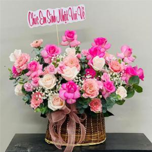 Giỏ hoa tươi chúc mừng TH043