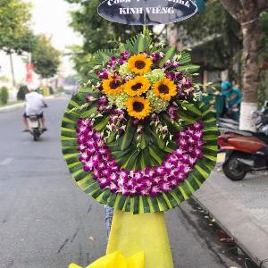 Vòng hoa chia buồn HCB202005