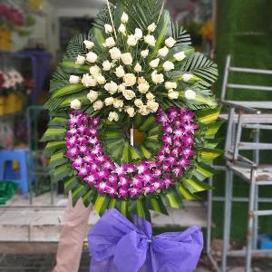 Vòng hoa chia buồn HCB202031