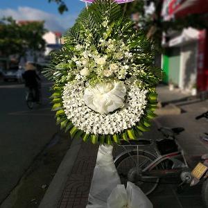 Vòng hoa chia buồn HCB202034
