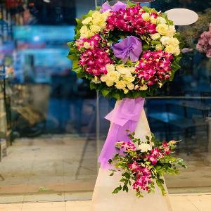 Vòng hoa chia buồn HCB202051