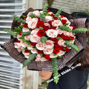 Bó hoa tươi chúc mừng HCM1903