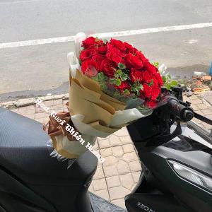 Bó hoa tươi chúc mừng HCM1907