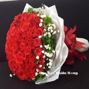 Bó hoa tươi chúc mừng HCM1935