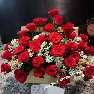 Bó hoa tươi chúc mừng HCM1930