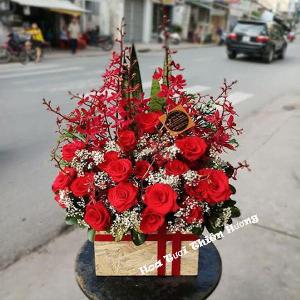 Bó hoa tươi chúc mừng HCM1943