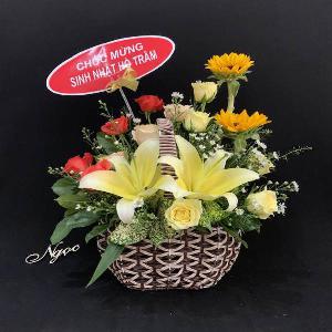 Giỏ hoa chúc mừng HCM202010