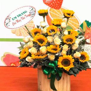 Giỏ hoa chúc mừng HCM202018