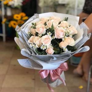 Bó hoa tươi chúc mừng HTB202029