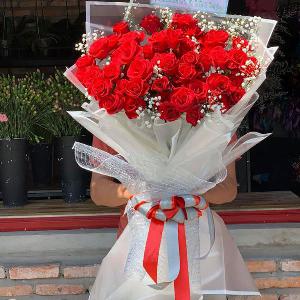 Bó hoa tươi chúc mừng HTB202061