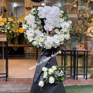 Vòng hoa chia buồn HCB2864