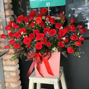 Giỏ hoa tươi chúc mừng HCM202090