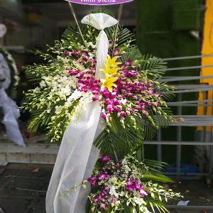 Vòng hoa chia buồn HCB201930