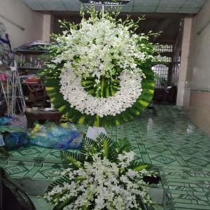 Vòng hoa chia buồn HCB201934