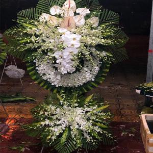 Vòng hoa chia buồn HCB201938